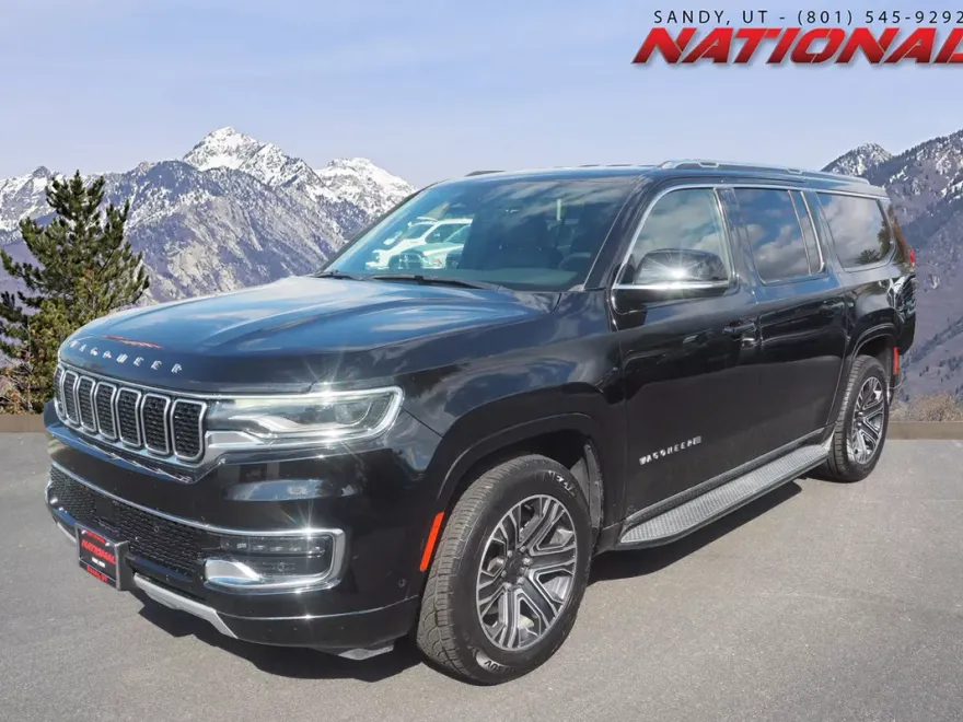 2024 Jeep Wagoneer L Series II photo 1