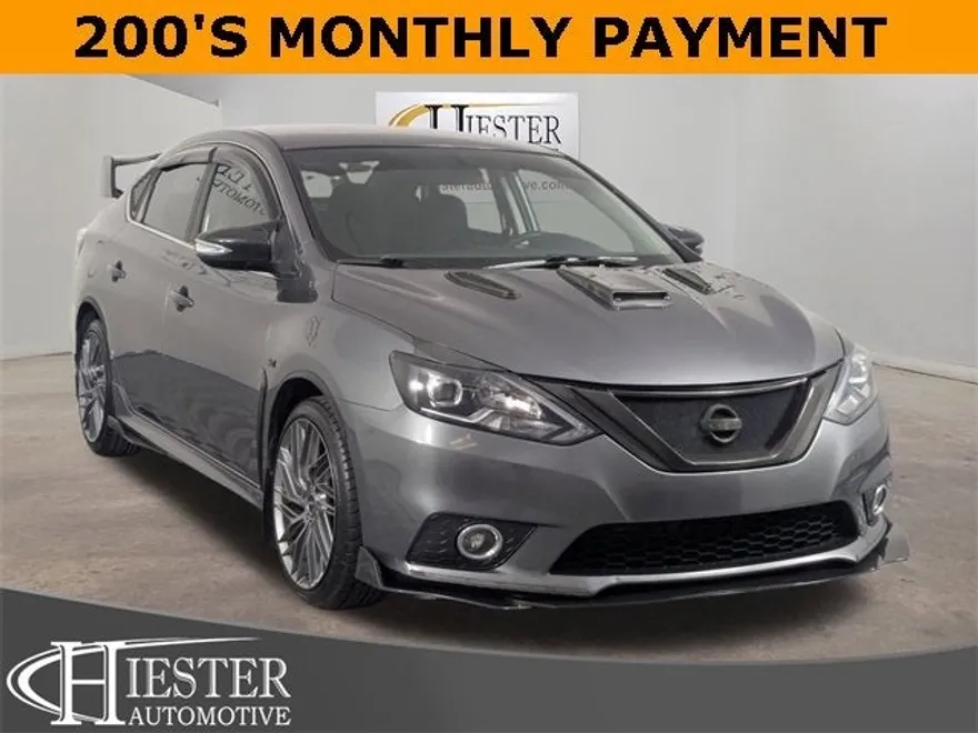 2017 Nissan Sentra SR photo 1