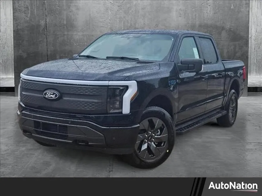2025 Ford F-150 Lightning photo 1