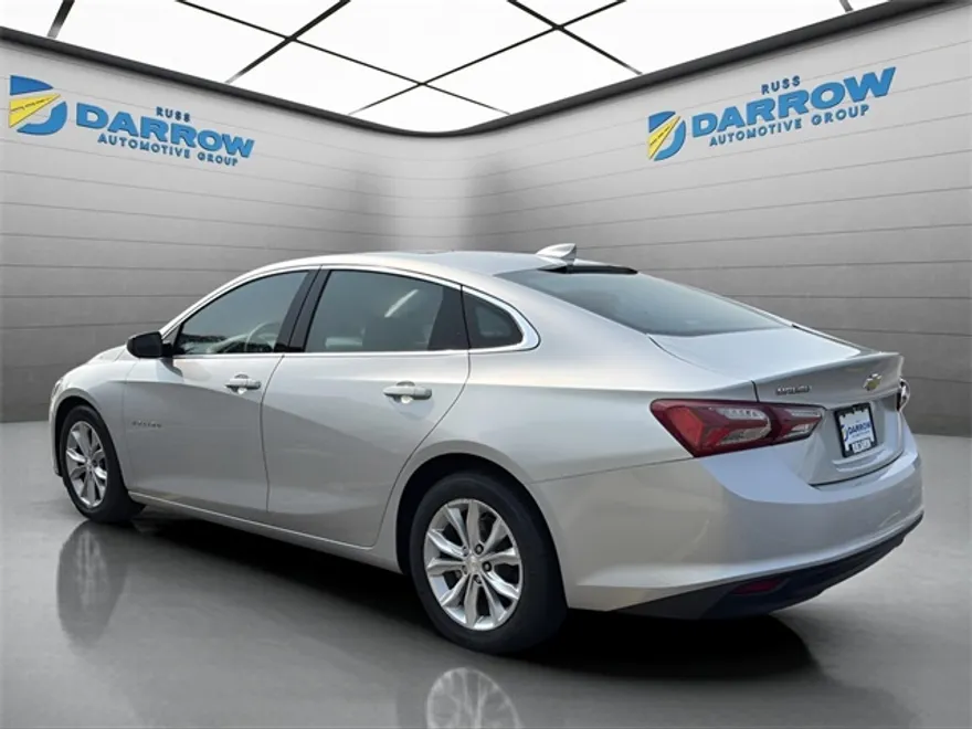 2022 Chevrolet Malibu 1LT photo 1