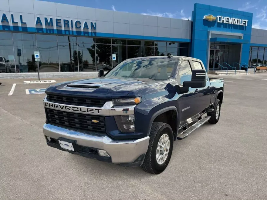 2022 Chevrolet Silverado 2500HD LT photo 1