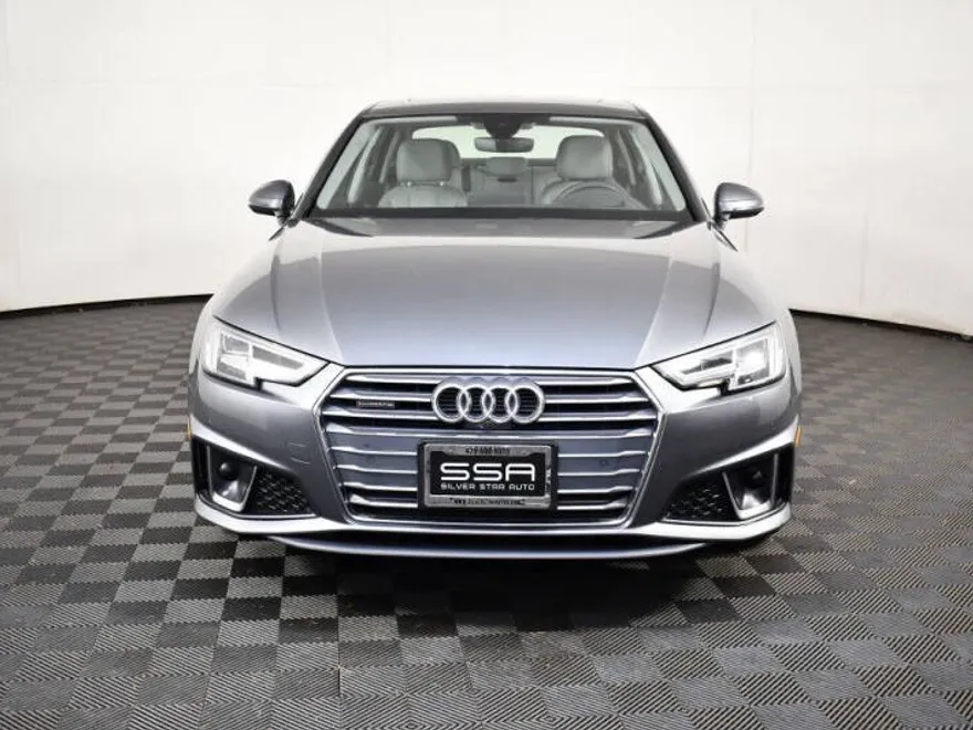 2019 Audi A4 Prestige 45 TFSI photo 1