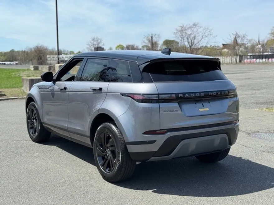 2026 Land Rover Range Rover Evoque S photo 1
