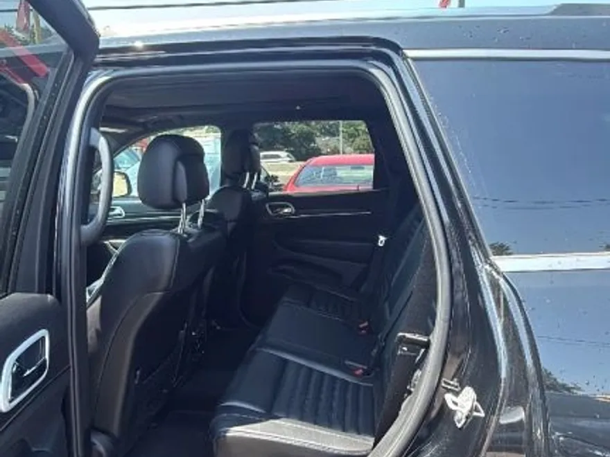 2018 Jeep Grand Cherokee Sterling Edition photo 1
