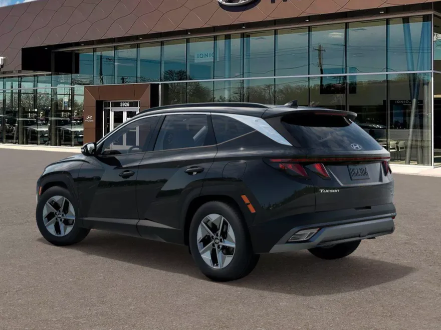 2025 Hyundai Tucson SEL photo 1