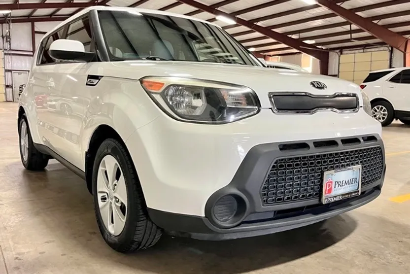 2016 Kia Soul Base photo 1