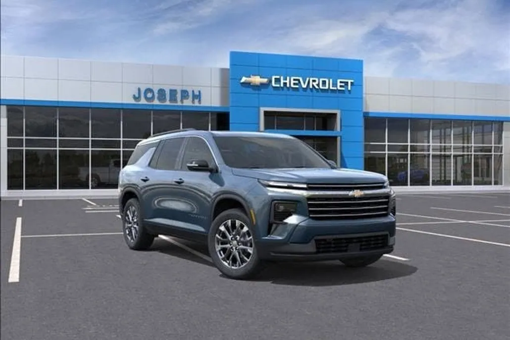 2026 Chevrolet Traverse photo 1