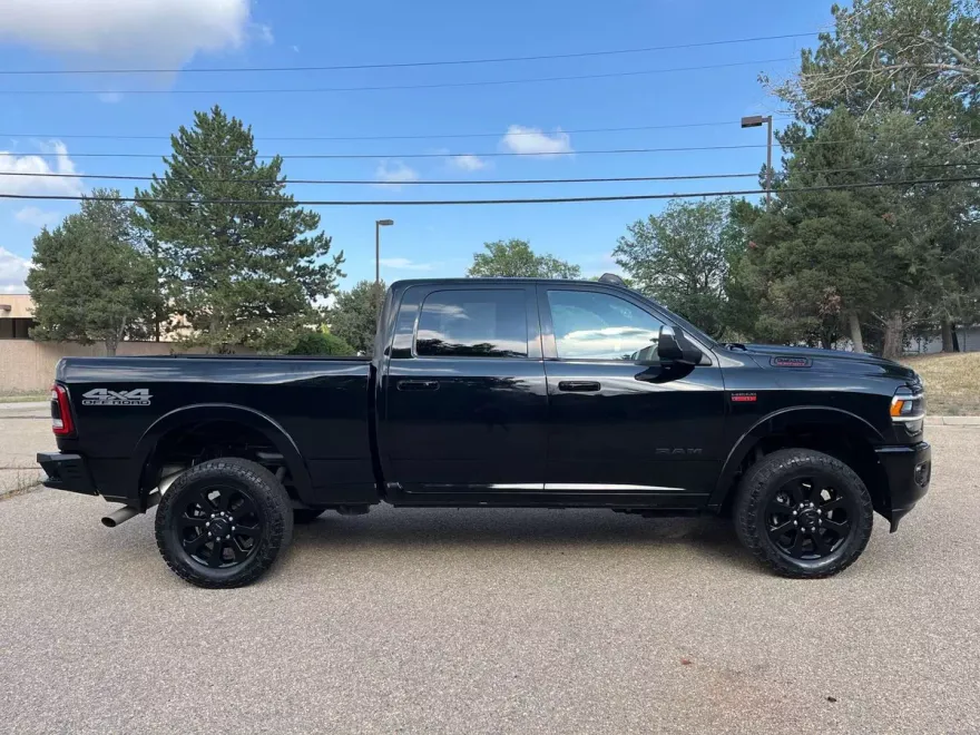 2019 Ram 2500 Laramie photo 1