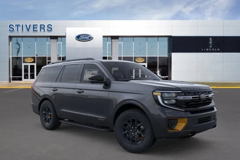 2025 Ford Expedition photo 1