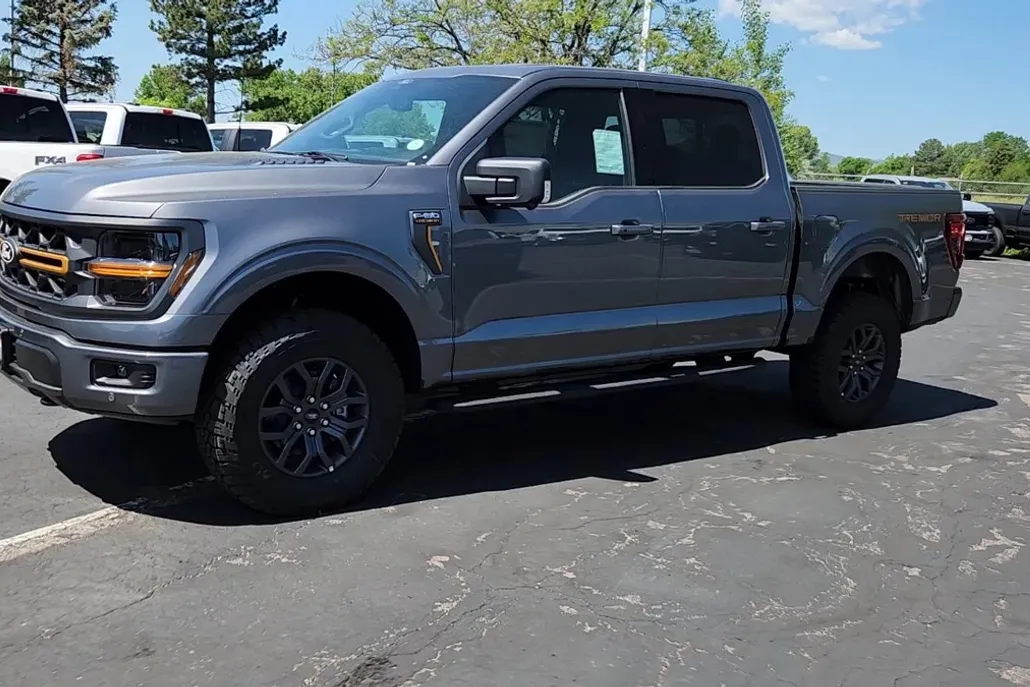 2025 Ford F-150 Tremor photo 1