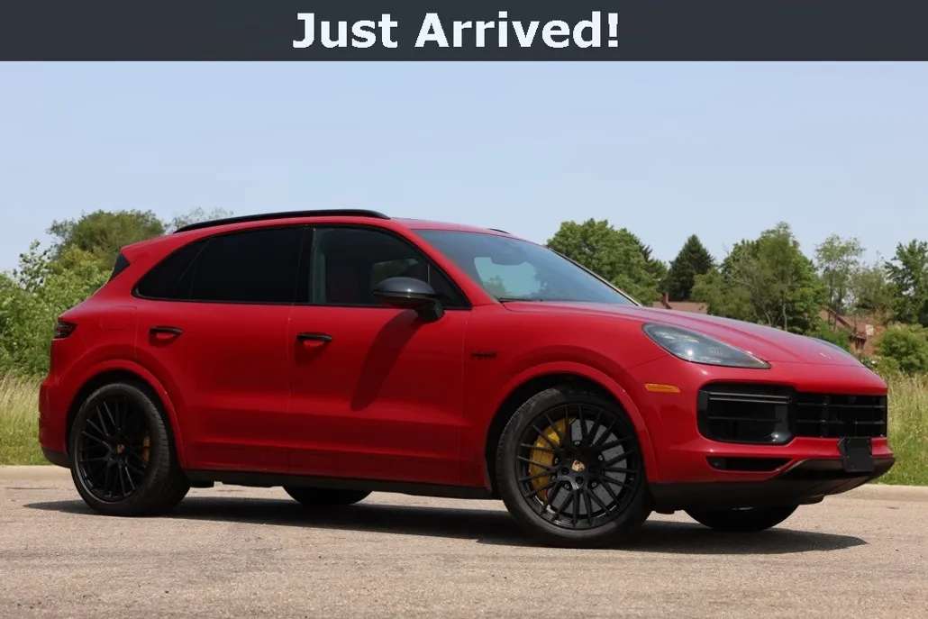 2023 Porsche Cayenne E-Hybrid Turbo S photo 1