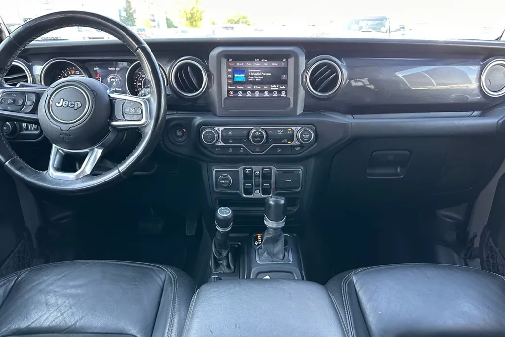 2021 Jeep Wrangler Unlimited Sahara Altitude photo 1