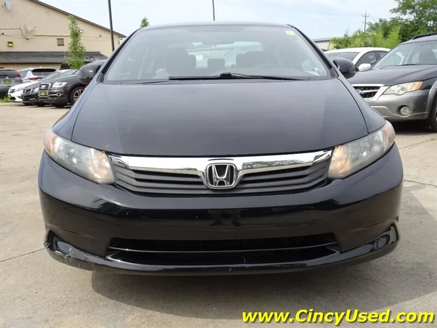 2012 Honda Civic LX photo 1