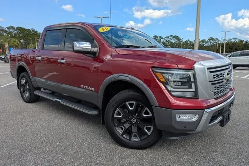 2021 Nissan Titan Platinum Reserve photo 1