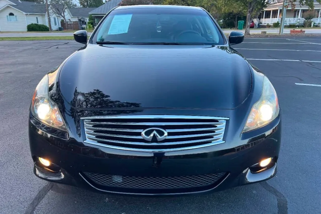 2013 Infiniti G37 Coupe Journey photo 1