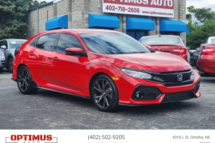 2017 Honda Civic Sport Touring Hatchback photo 1