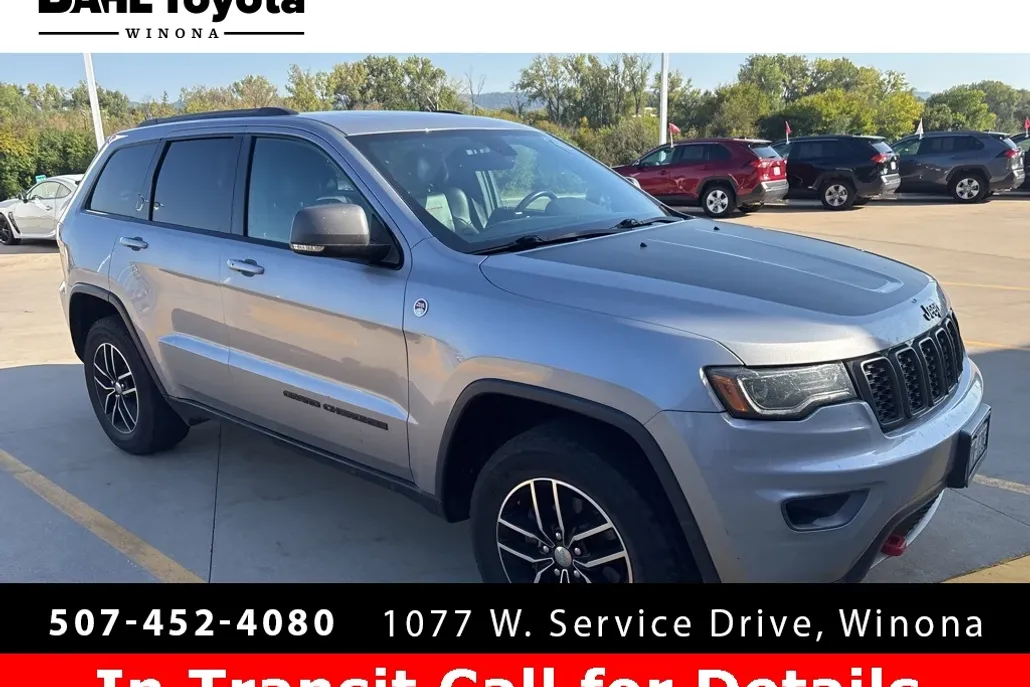 2017 Jeep Grand Cherokee Trailhawk photo 1