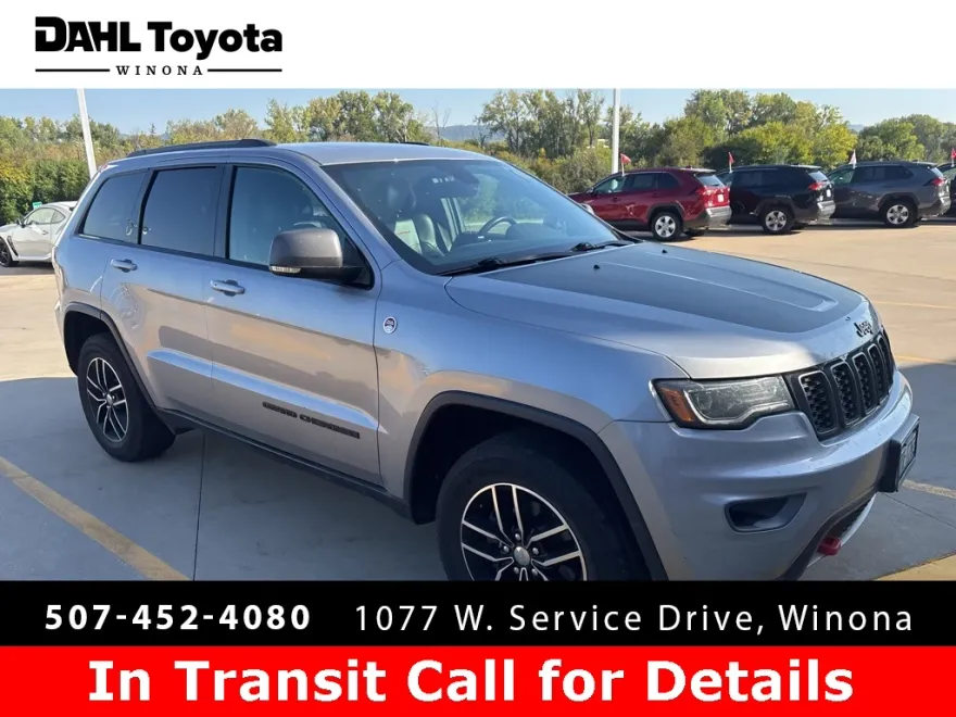 2017 Jeep Grand Cherokee Trailhawk photo 1