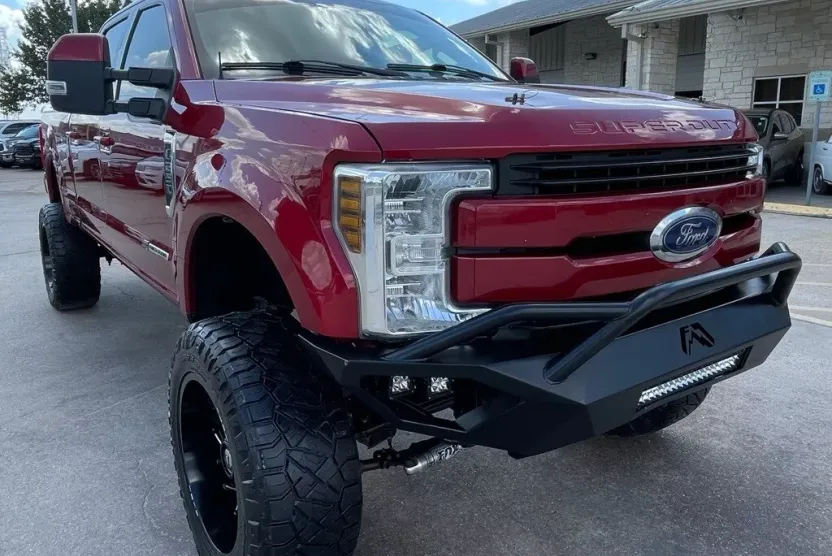 2018 Ford F-250 Lariat photo 1