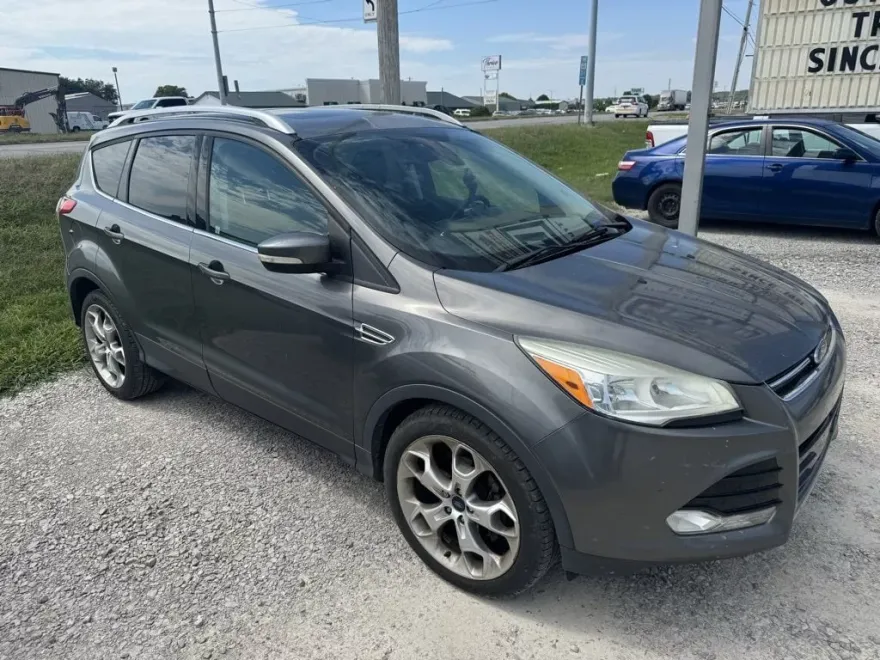 2014 Ford Escape Titanium photo 1