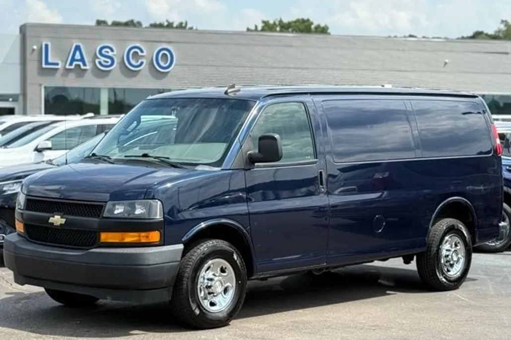 2020 Chevrolet Express 2500 Work Cargo Van photo 1