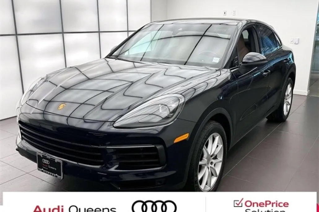2022 Porsche Cayenne Coupe Base photo 1