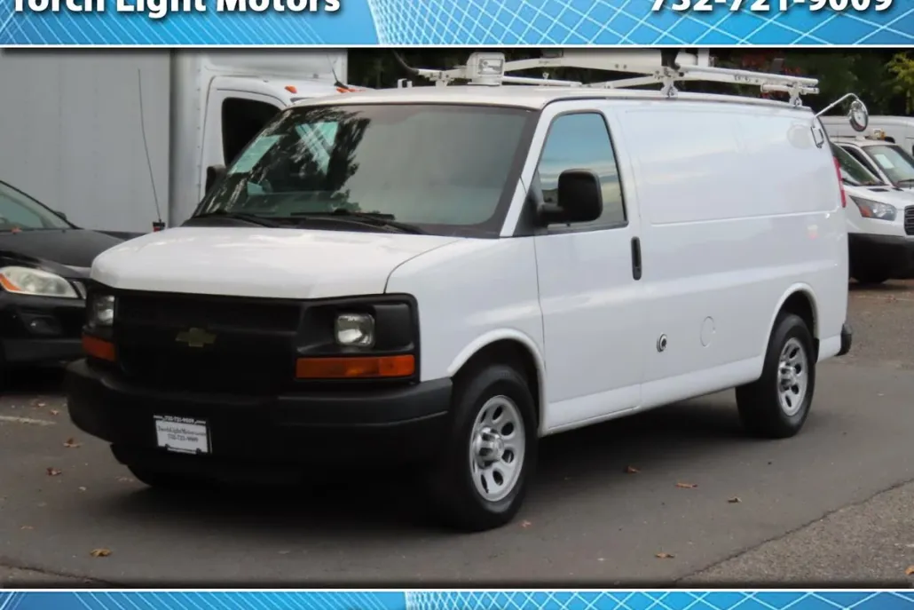 2014 Chevrolet Express 1500 Cargo photo 1