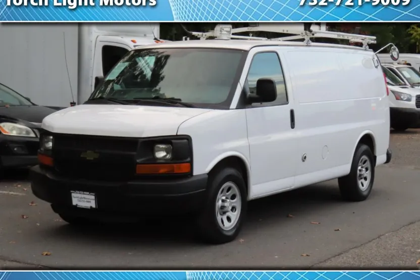 2014 Chevrolet Express 1500 Cargo photo 1