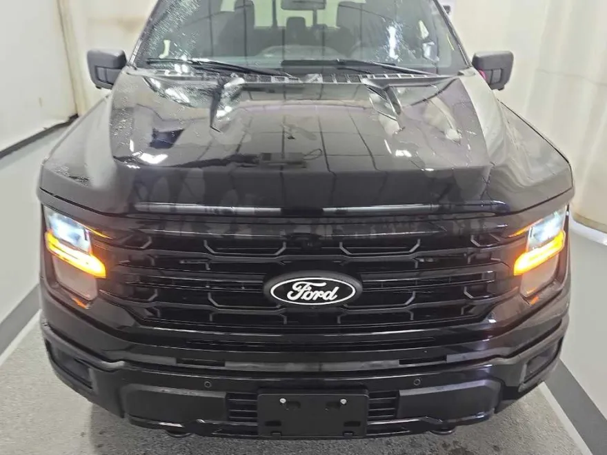 2024 Ford F-150 XLT photo 1