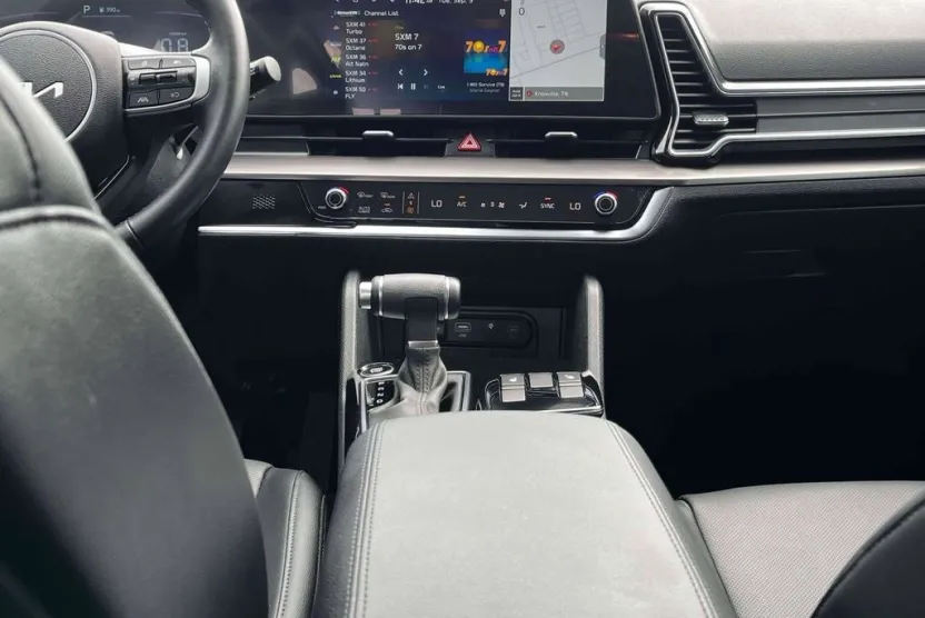 2025 Kia Sportage EX photo 1