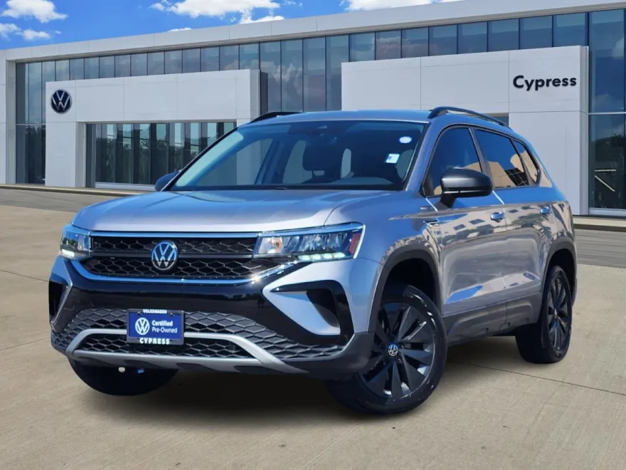 2024 Volkswagen Taos S photo 1