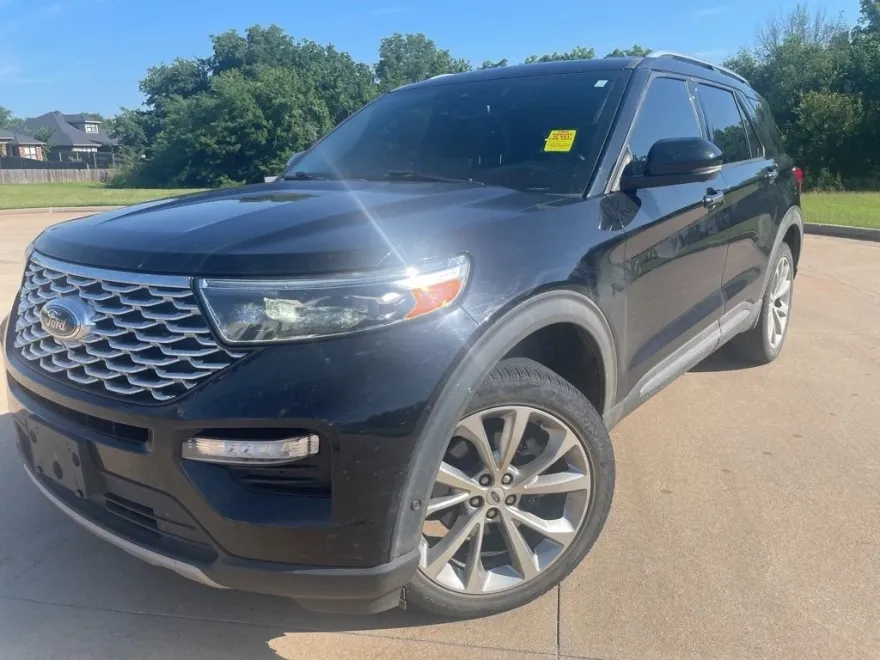 2021 Ford Explorer Platinum photo 1