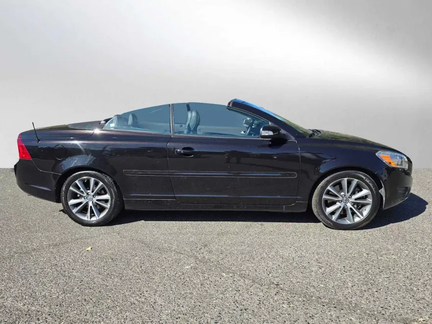 2012 Volvo C70 T5 photo 1