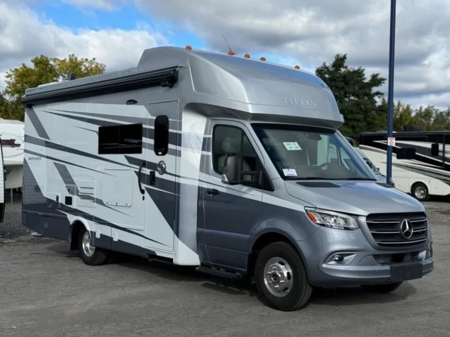 2023 Mercedes Benz Sprinter 3500 photo 1