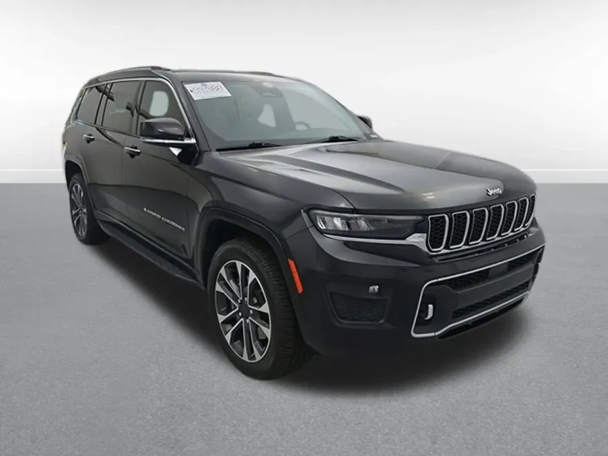 2021 Jeep Grand Cherokee Overland photo 1