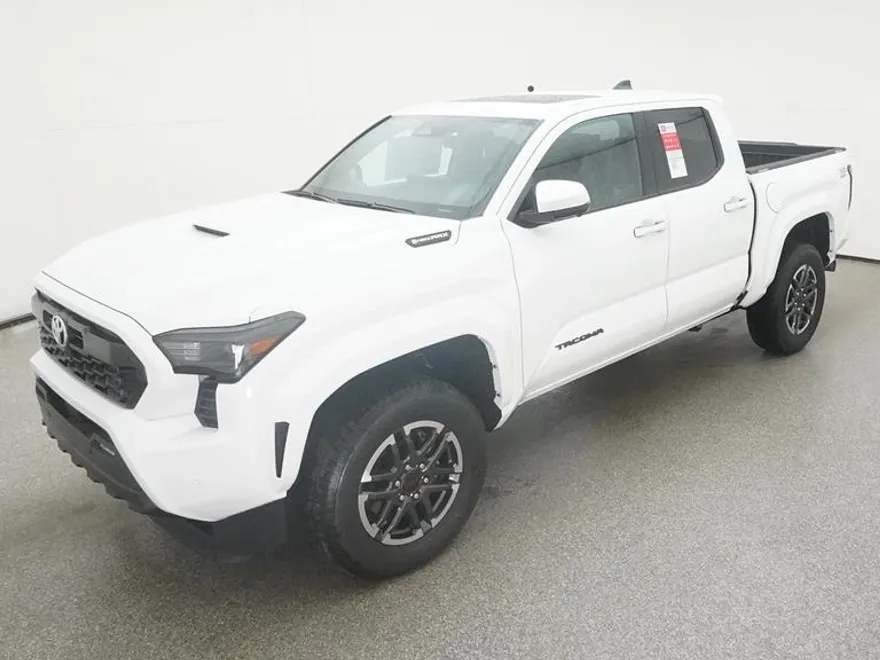 2025 Toyota Tacoma TRD Sport photo 1