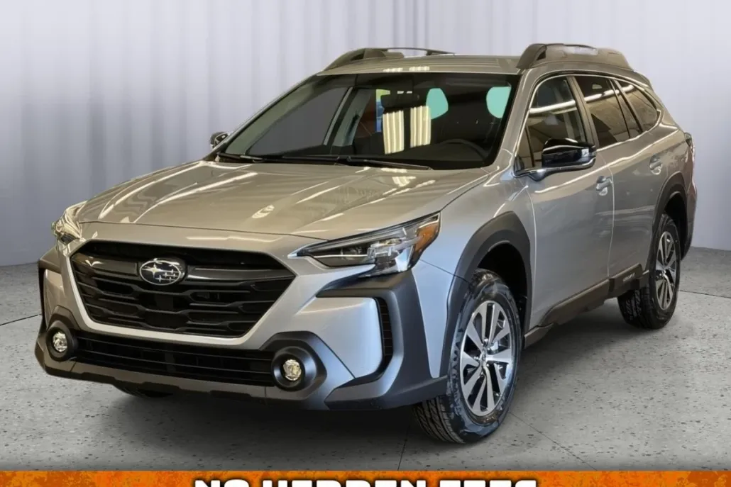 2025 Subaru Outback Premium photo 1