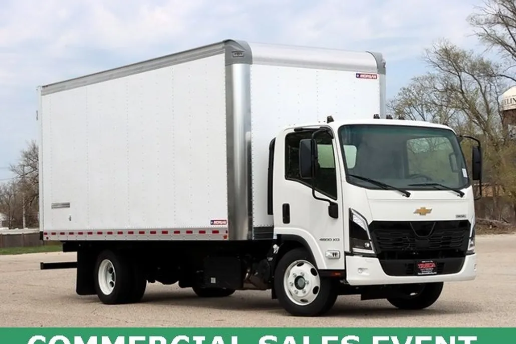 2025 Chevrolet Silverado 4500HD photo 1