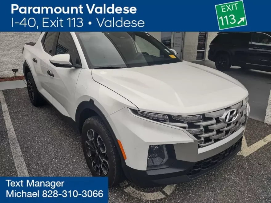 2024 Hyundai Santa Cruz SE photo 1