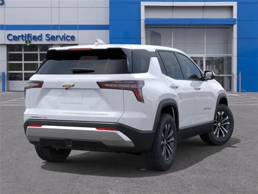 2026 Chevrolet Equinox LT photo 1