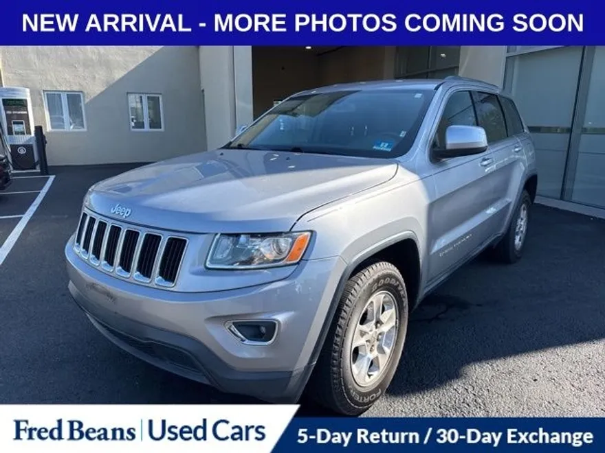 2016 Jeep Grand Cherokee Laredo photo 1