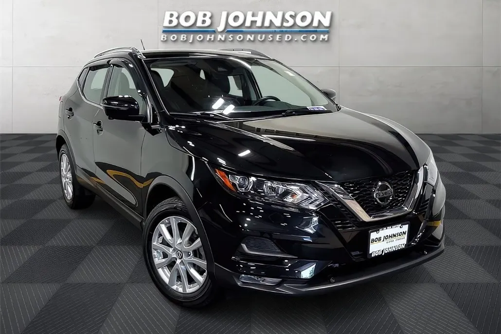 2022 Nissan Rogue Sport SV photo 1
