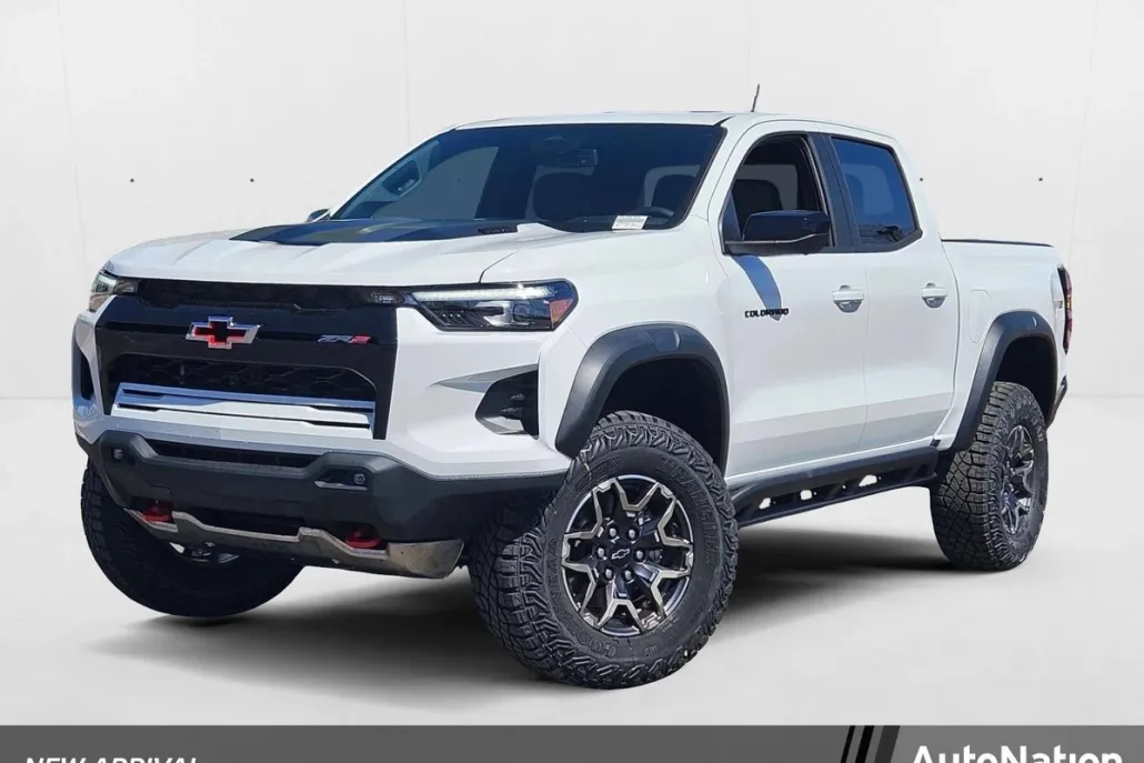 2026 Chevrolet Colorado ZR2 photo 1