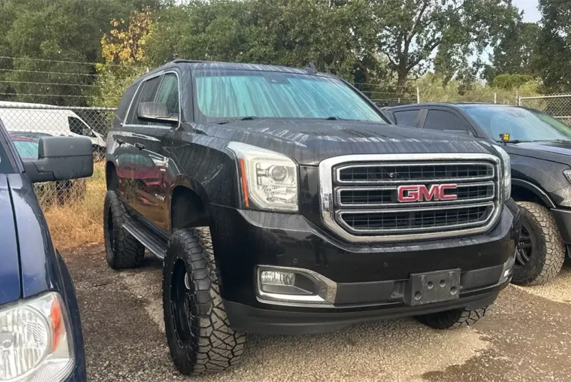 2018 Gmc Yukon SLT photo 1