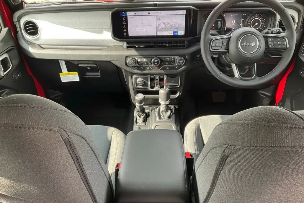 2025 Jeep Wrangler Sport RHD photo 1