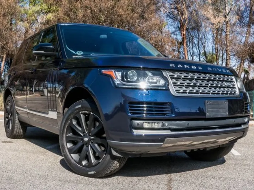 2014 Land Rover Range Rover HSE photo 1