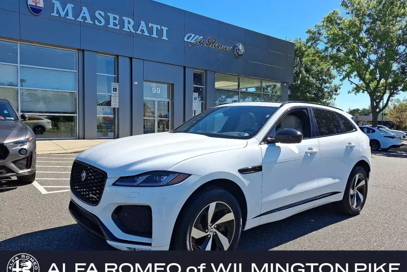 2025 Jaguar F-PACE P250 R-Dynamic S photo 1