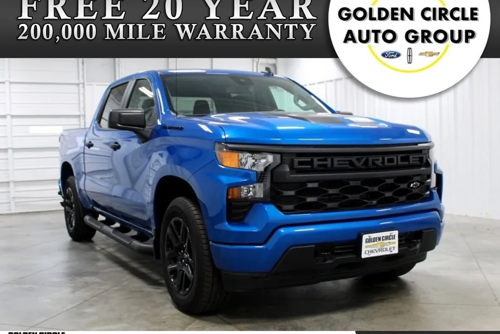 2024 Chevrolet Silverado 1500 Custom photo 1