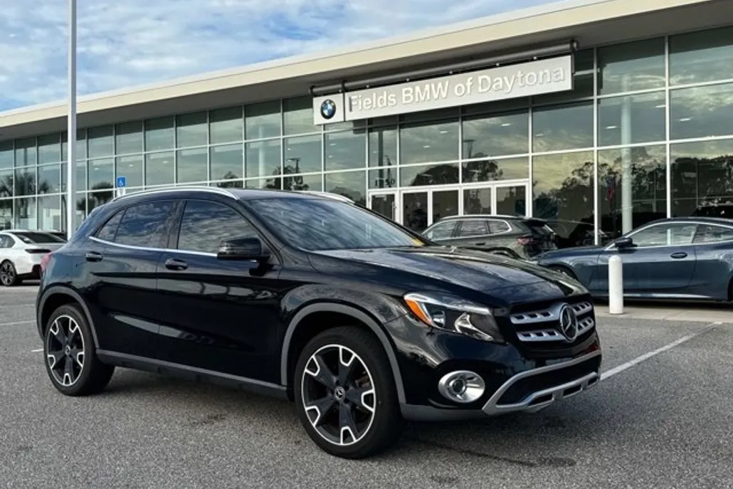 2020 Mercedes Benz GLA 250 photo 1