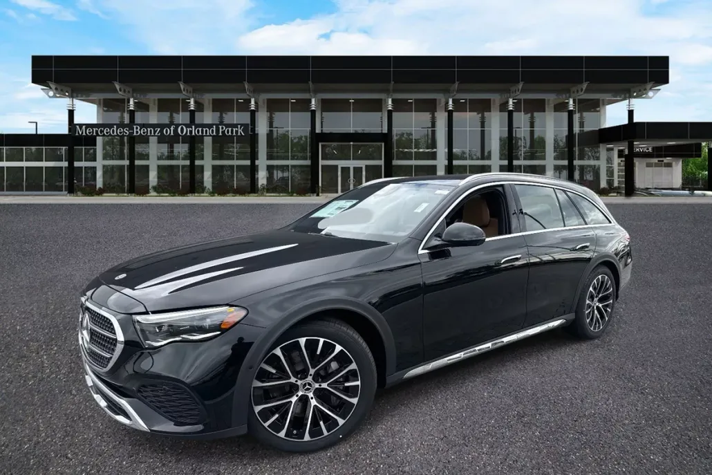 2026 Mercedes Benz E 450 4MATIC All-Terrain photo 1